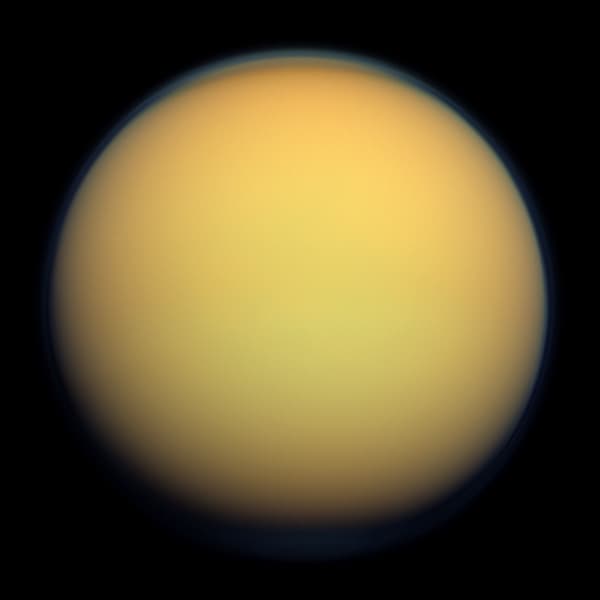 Titan in true color (NASA / Cassini)